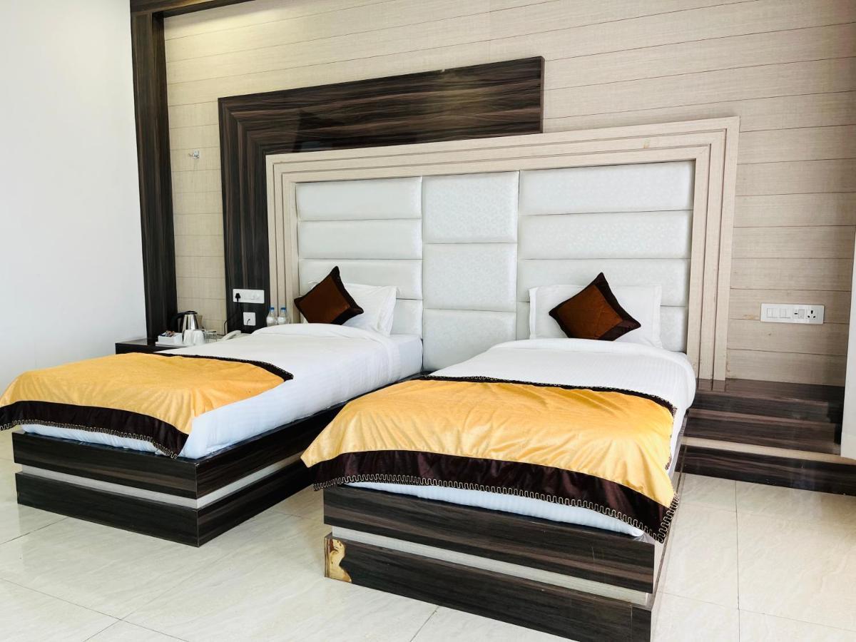 The Grand Lajja - All Staff Vaccinated Bahadrabad Exterior photo